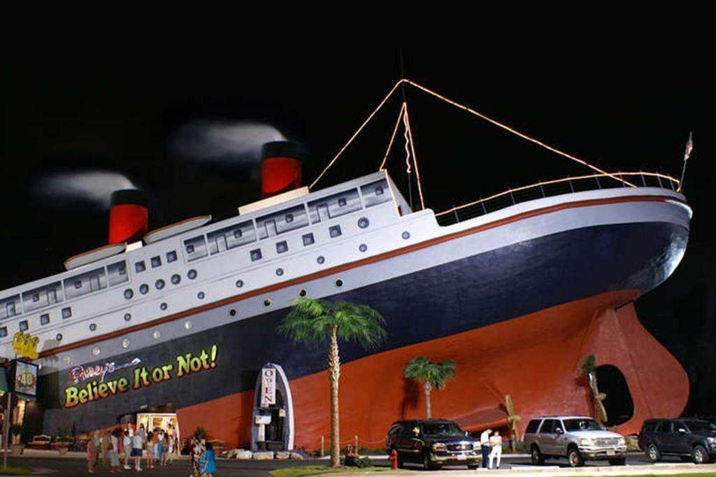 Laketown Wharf Panama Stadt Exterior foto